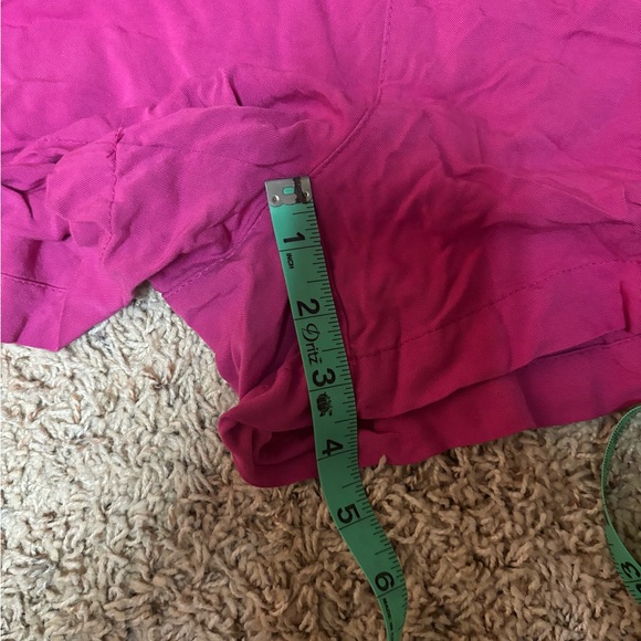 Old Navy Playa shorts S in dragonfruit - Picture 3 of 6